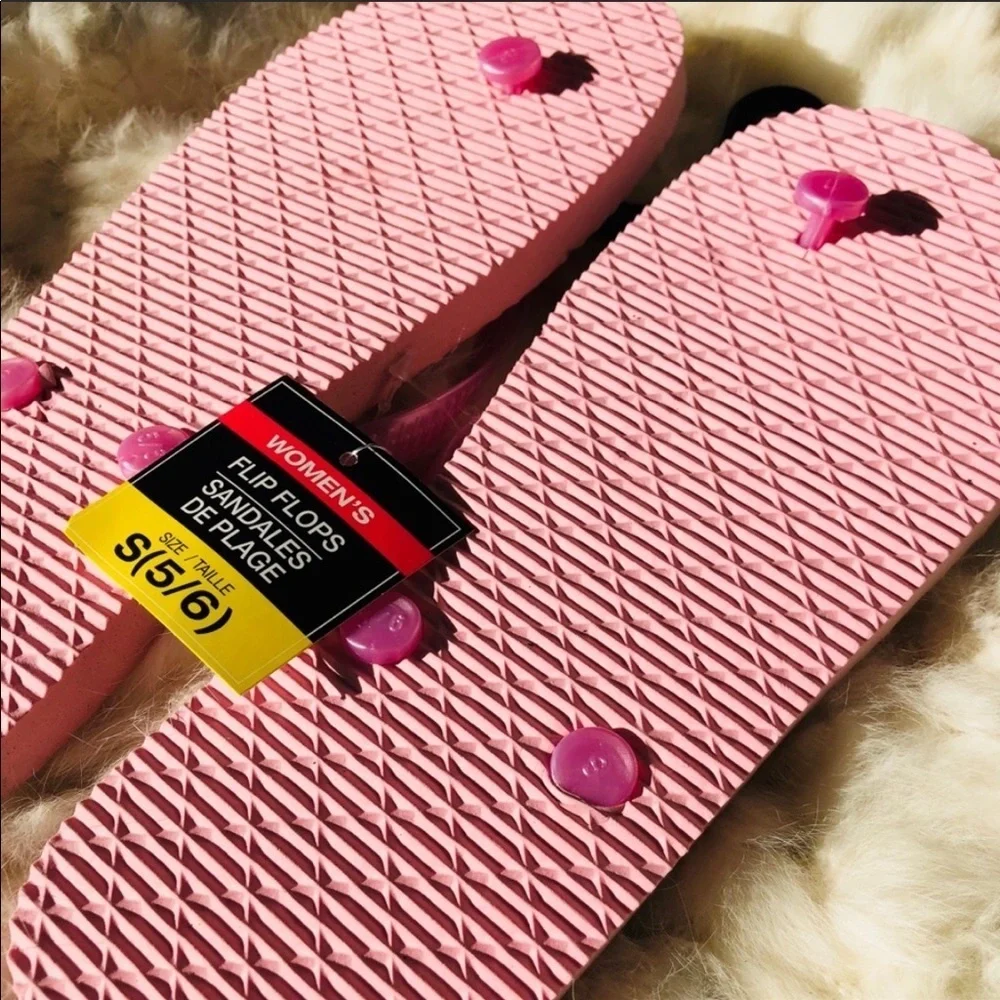 Pink Pineapple Beach Flip Flops Women’s Small 5/6